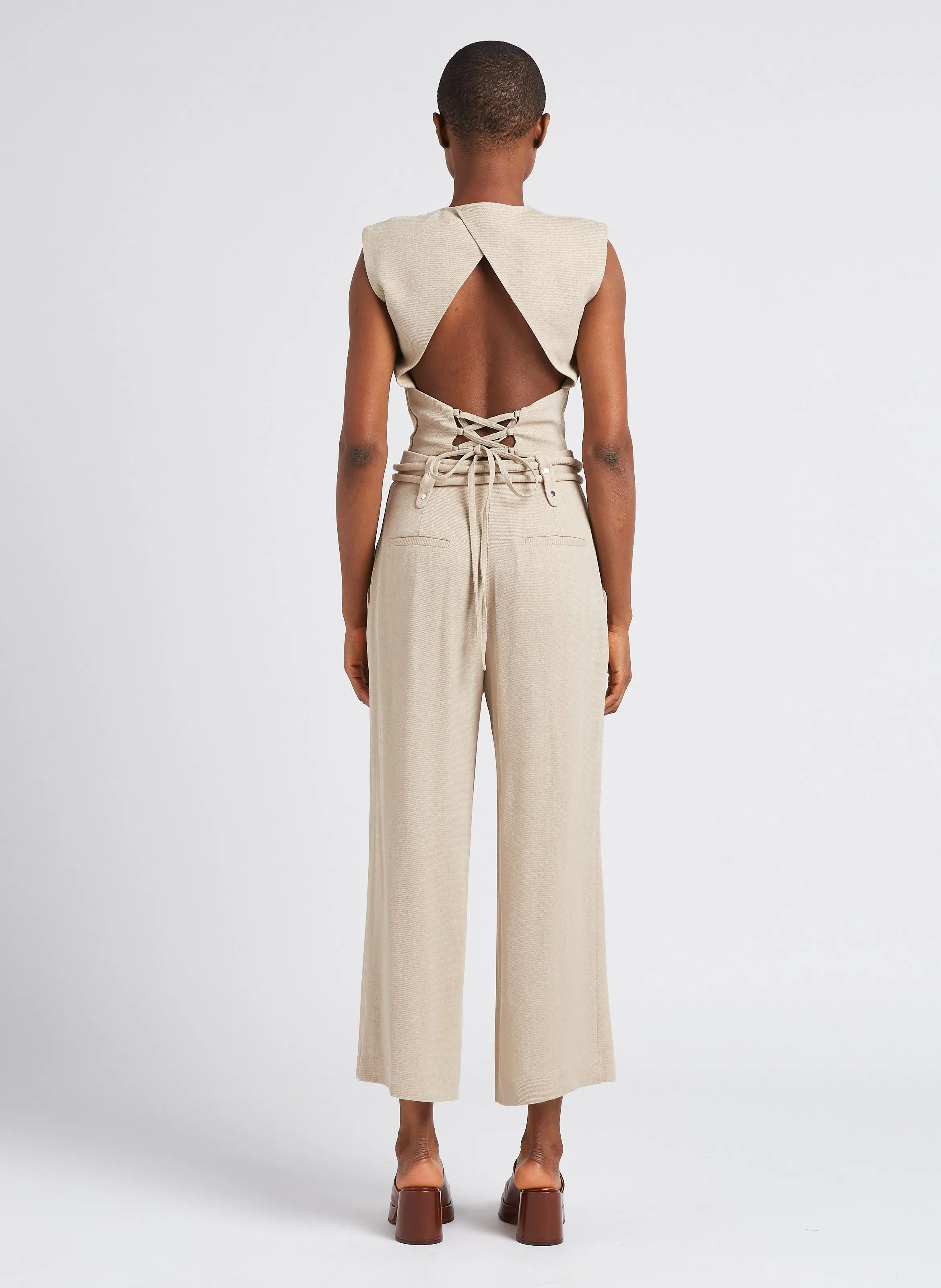 VIMIEL - Pantalón recto de talle alto con cinturón en beige